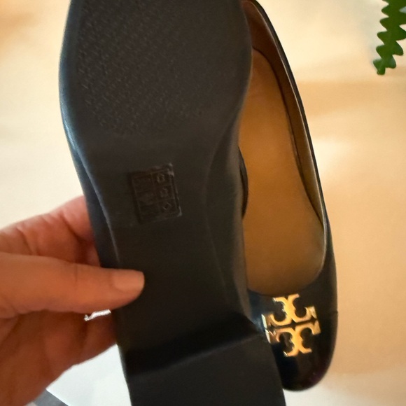 Tory Burch Black Leather Low Block Heel - Picture 4 of 5